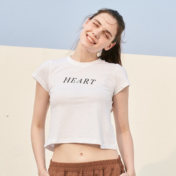 [후러브스아트]  반팔 크롭 티셔츠 HEART 화이트